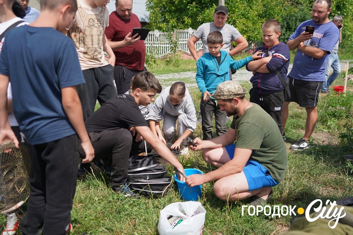 У Городку вперше провели дитячі змагання з риболовлі