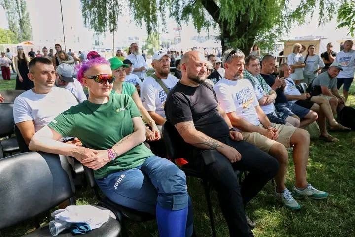 Ветерани з Городоцької та Сатанівської громад долучилися до фестивалю адаптивного спорту в області
