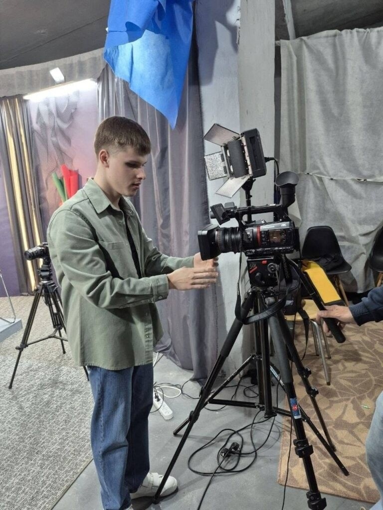 «КОЛО НЕЗЛАМНИХ»: як діти та ветерани разом створюють унікальний телепроєкт