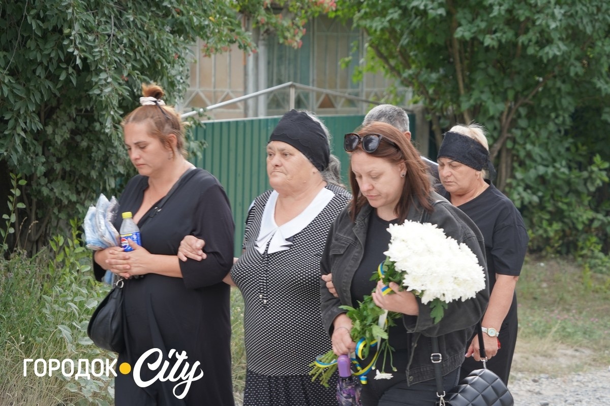 Городоччани провели в останню путь захисника Антона Яворського