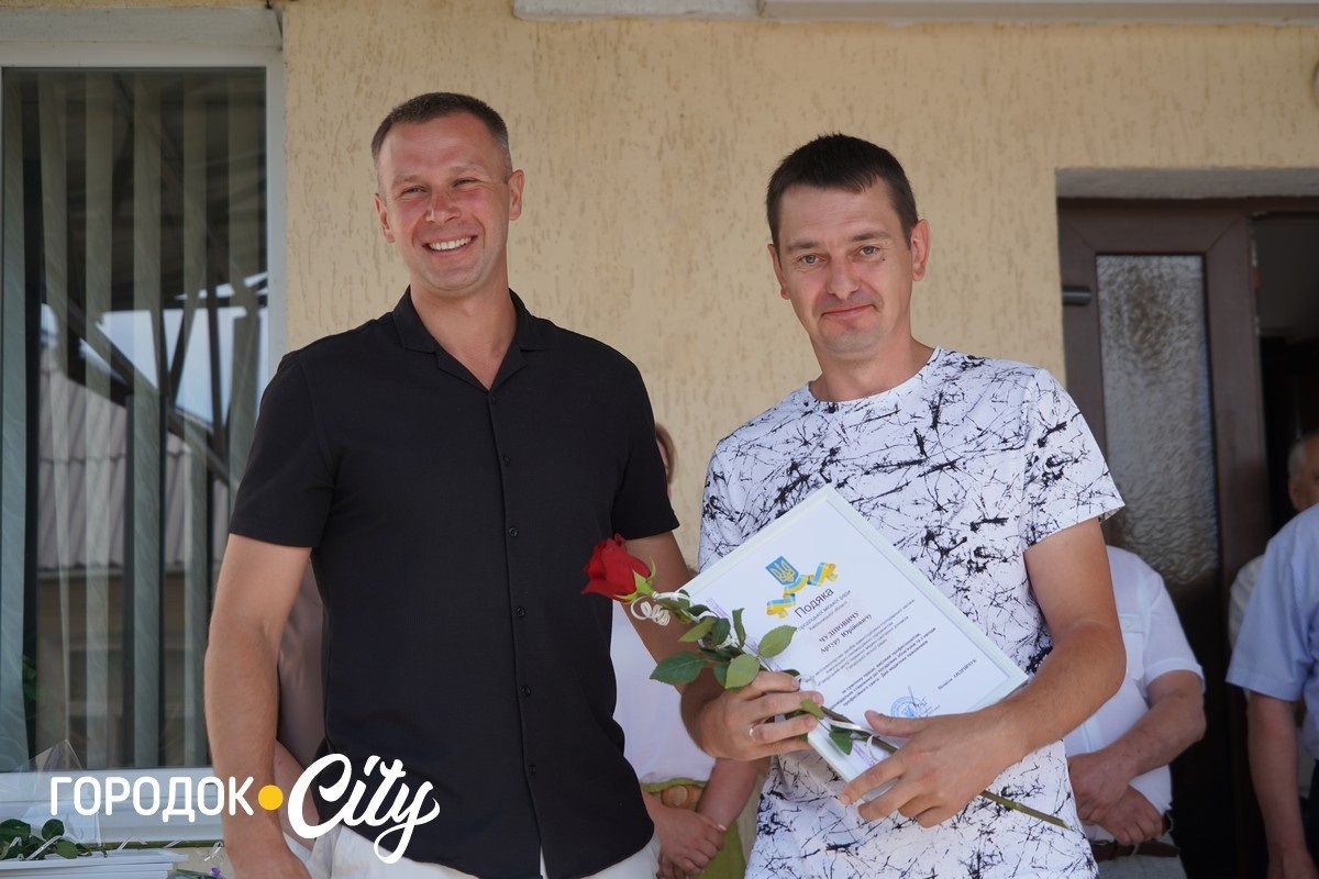 У Городку відзначили День медика та подякували тим, хто щодня рятує життя