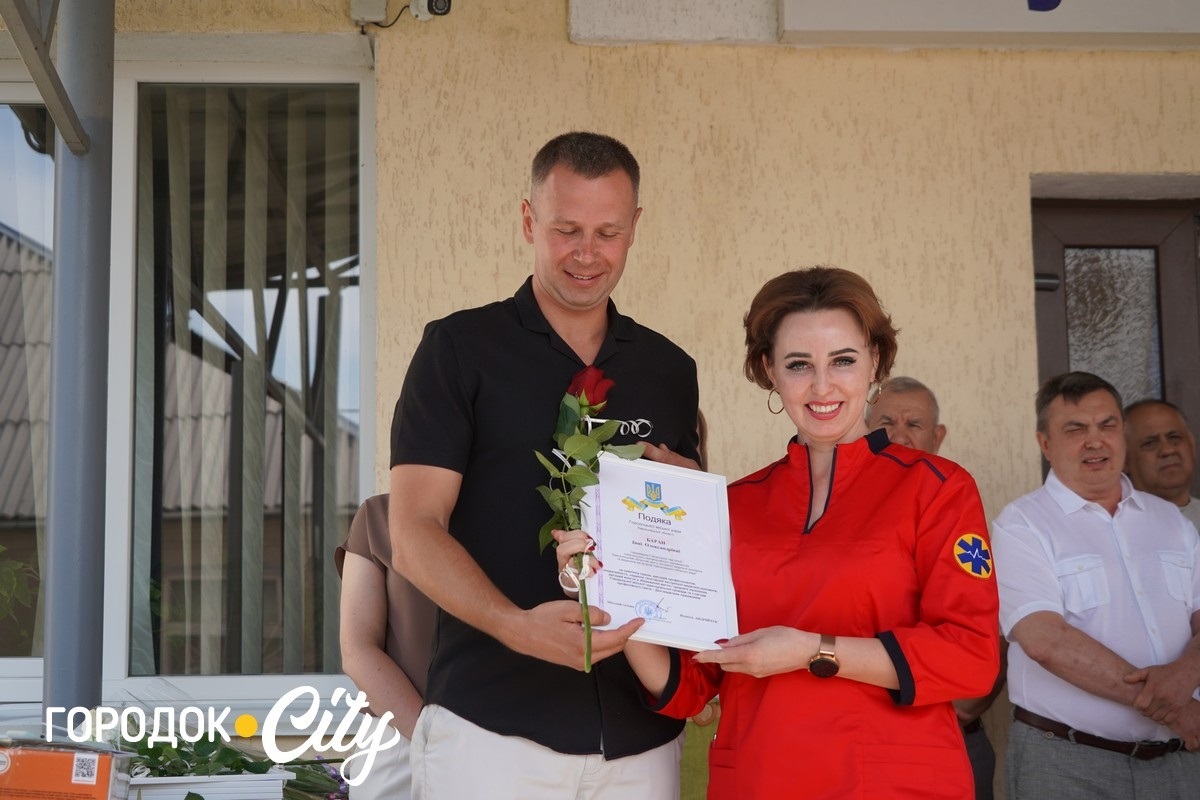 У Городку відзначили День медика та подякували тим, хто щодня рятує життя