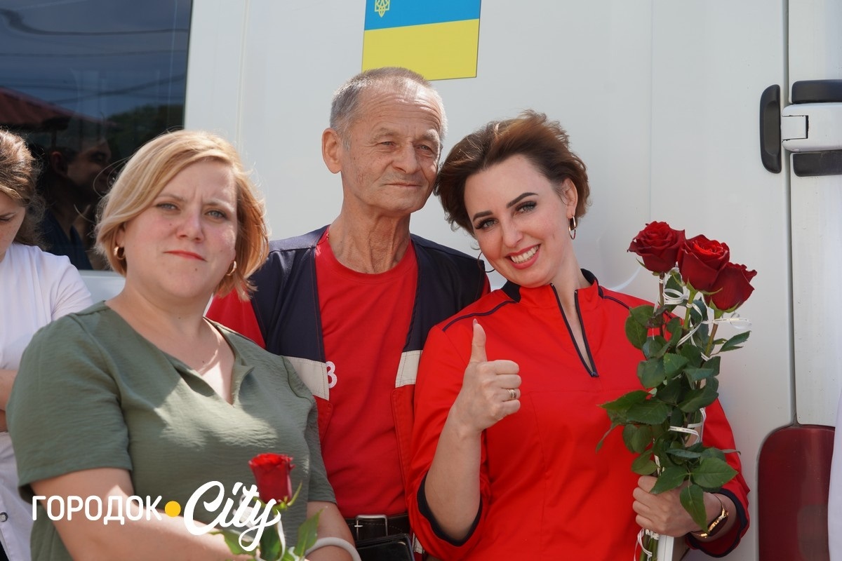 У Городку відзначили День медика та подякували тим, хто щодня рятує життя