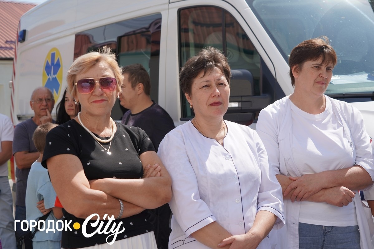 У Городку відзначили День медика та подякували тим, хто щодня рятує життя