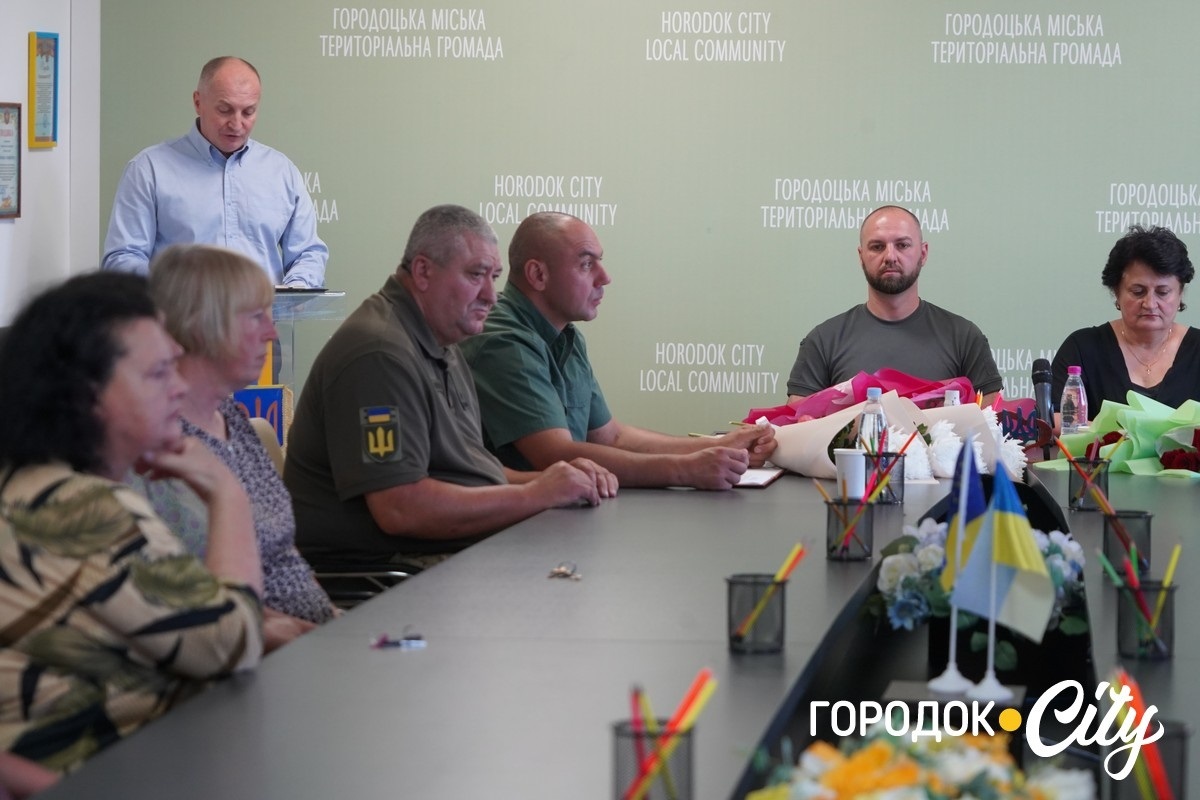 Передача посмертних нагород рідним полеглих захисників з Городоччини.
