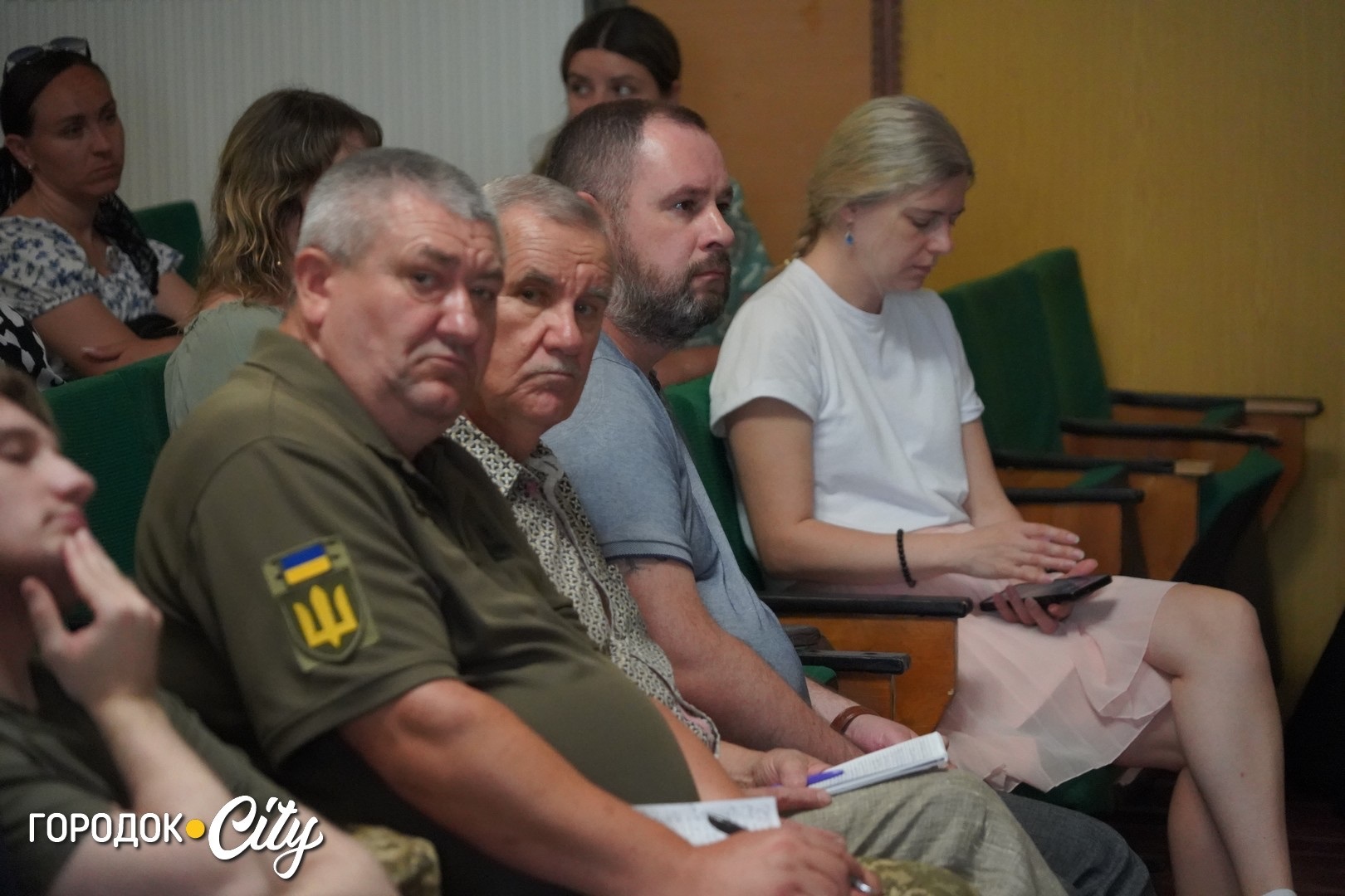 У Городку відбулися ветеранські слухання: про що говорили захисники