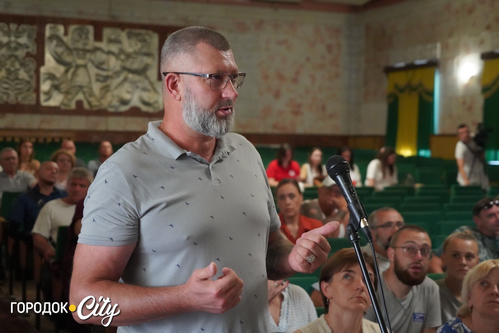 У Городку відбулися ветеранські слухання: про що говорили захисники