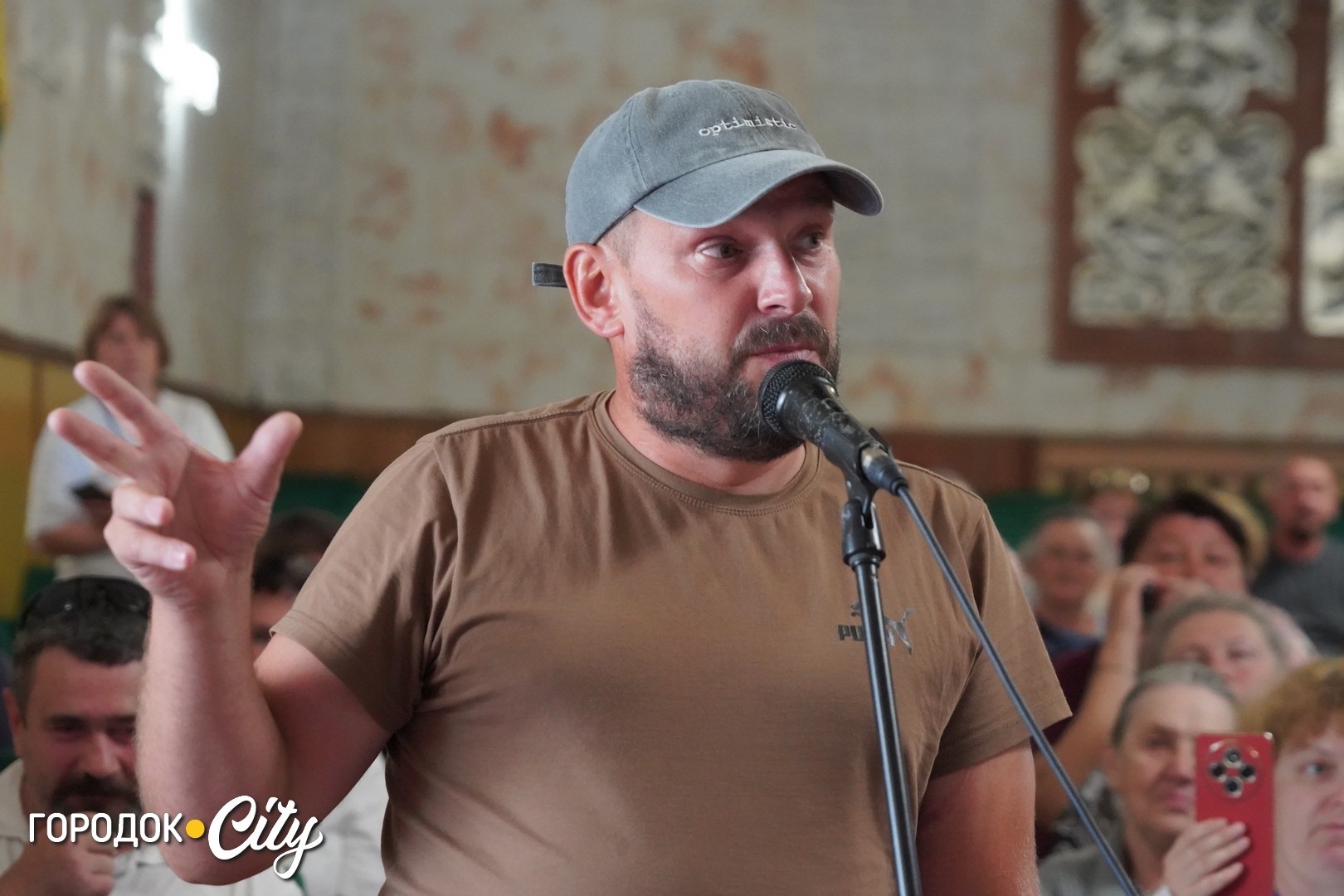 У Городку відбулися ветеранські слухання: про що говорили захисники