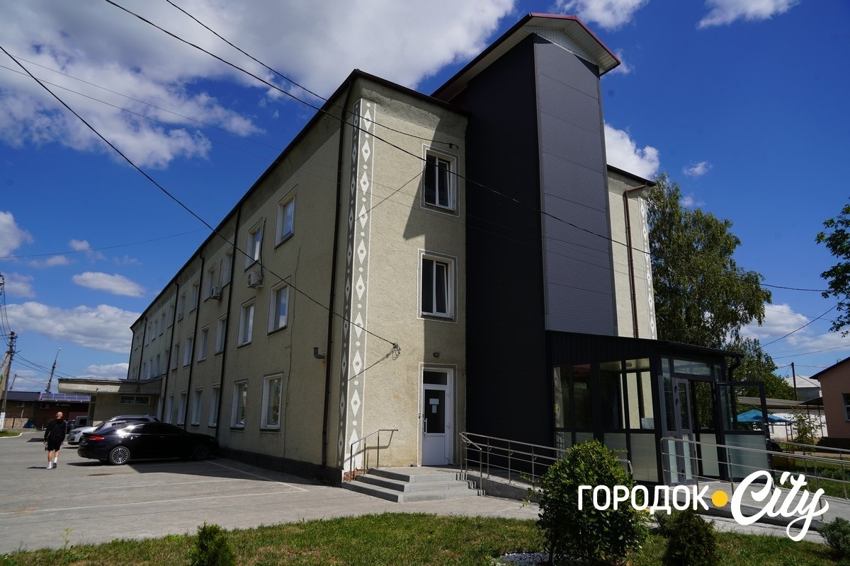 Від генератора до СЕС: як Городоцька лікарня будує систему автономного живлення і скільки це коштує