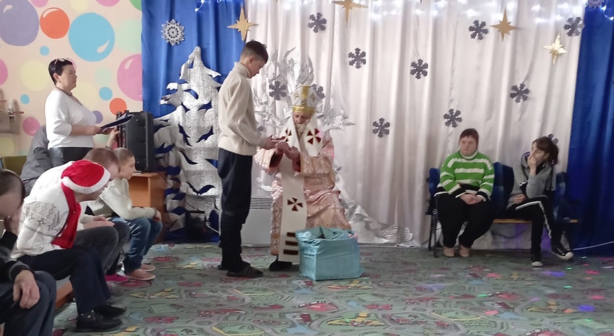свято у Центрі комплексної реабілітації для осіб з інвалідністю