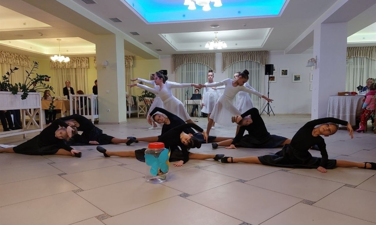 Під час одного з концертів у приміщенні санаторію «Сонячний Прованс»