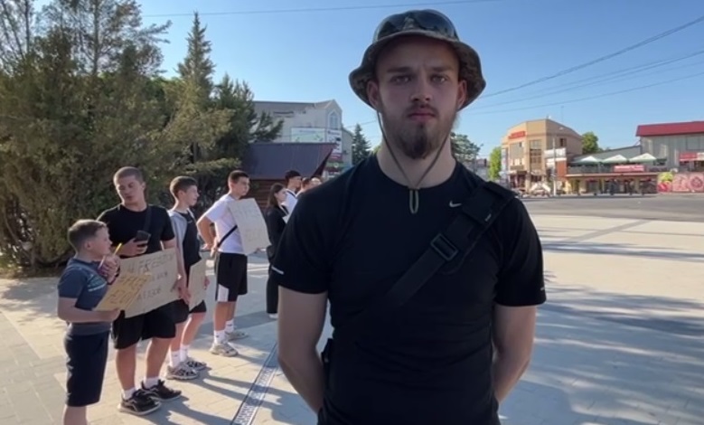 Костянтин Легкий.