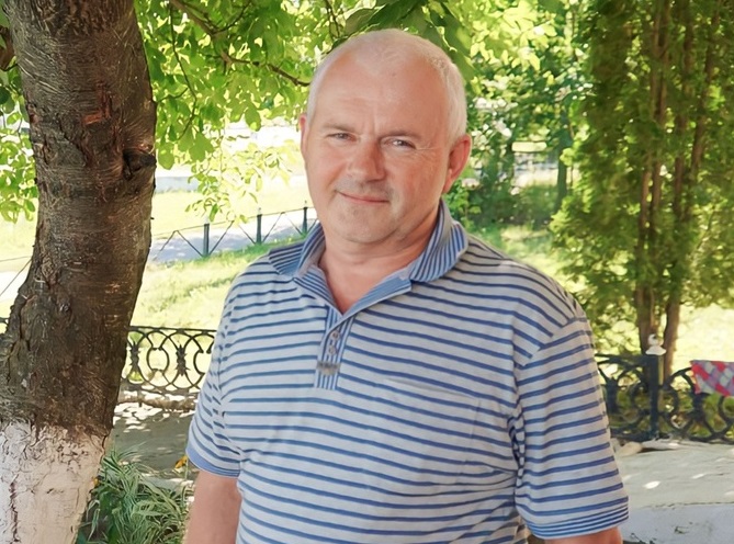Олег Попович