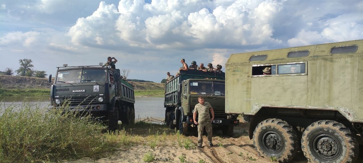 128 гірсько-штурмова бригада однієї з військових частин Збройних Сил України готується до виконання бойових завдань