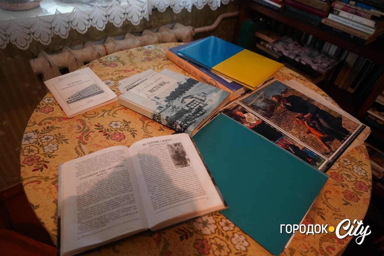 Володимир Шевченко є співавтором низки книг. 