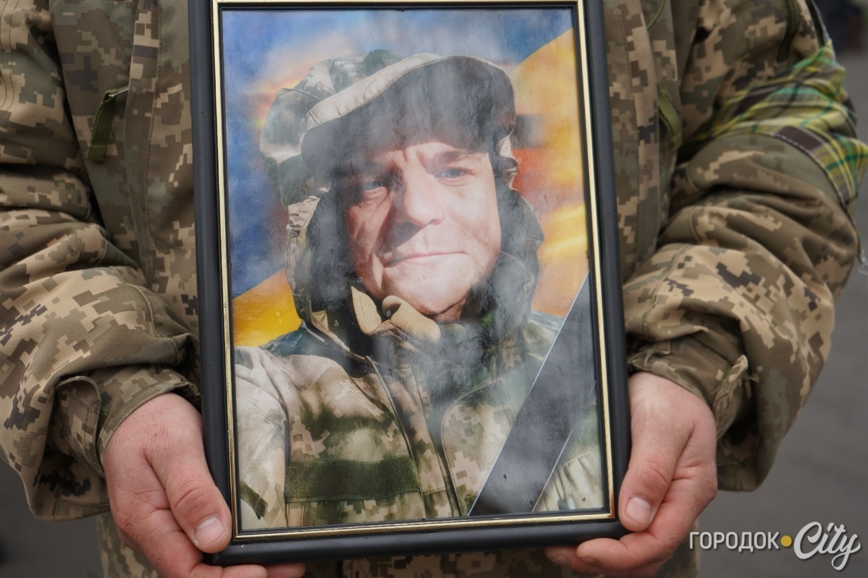 Пам'ятне фото Олега Ющишина