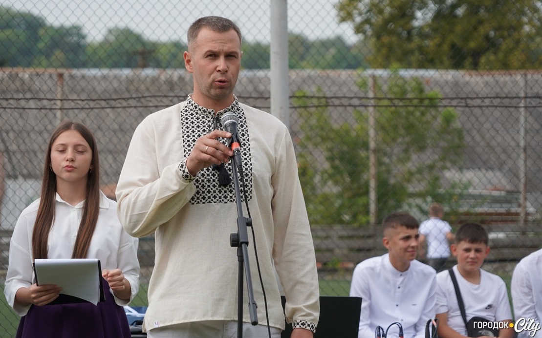 Дмитро Варшавський