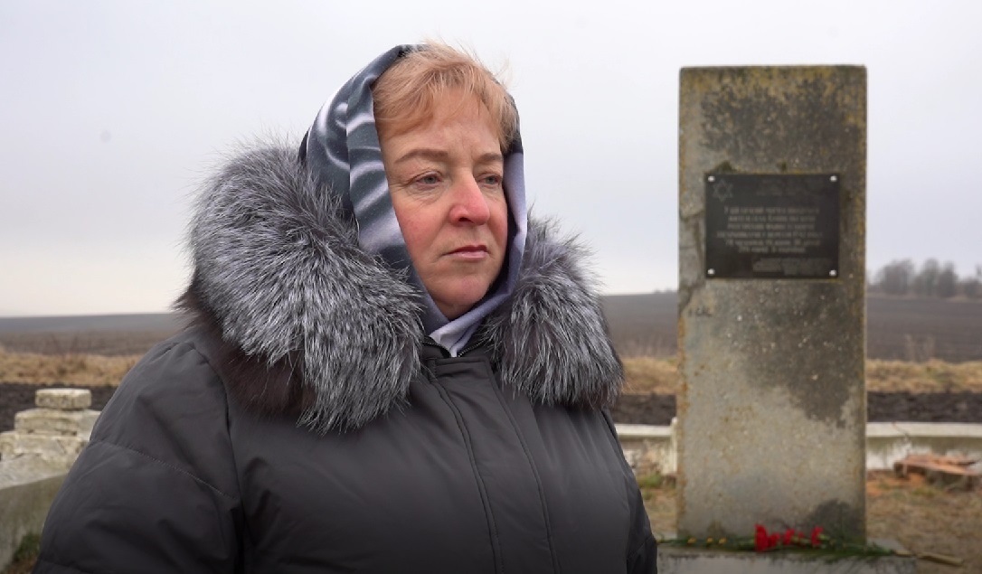 Євгенія Липовецька, староста села Купин.