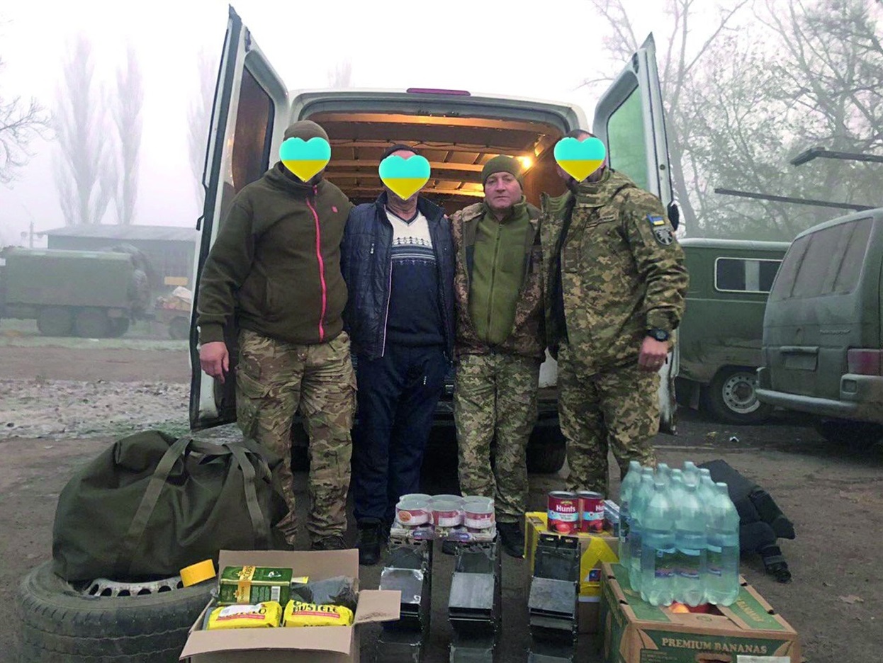 Брат Лесі на Сході із волонтерськю допомогою